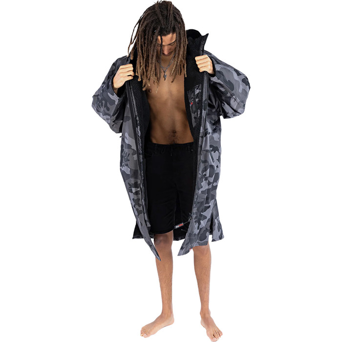 2024 Dryrobe Advance Long Sleeve Change Robe V3 DR104 - Black Camo / Black